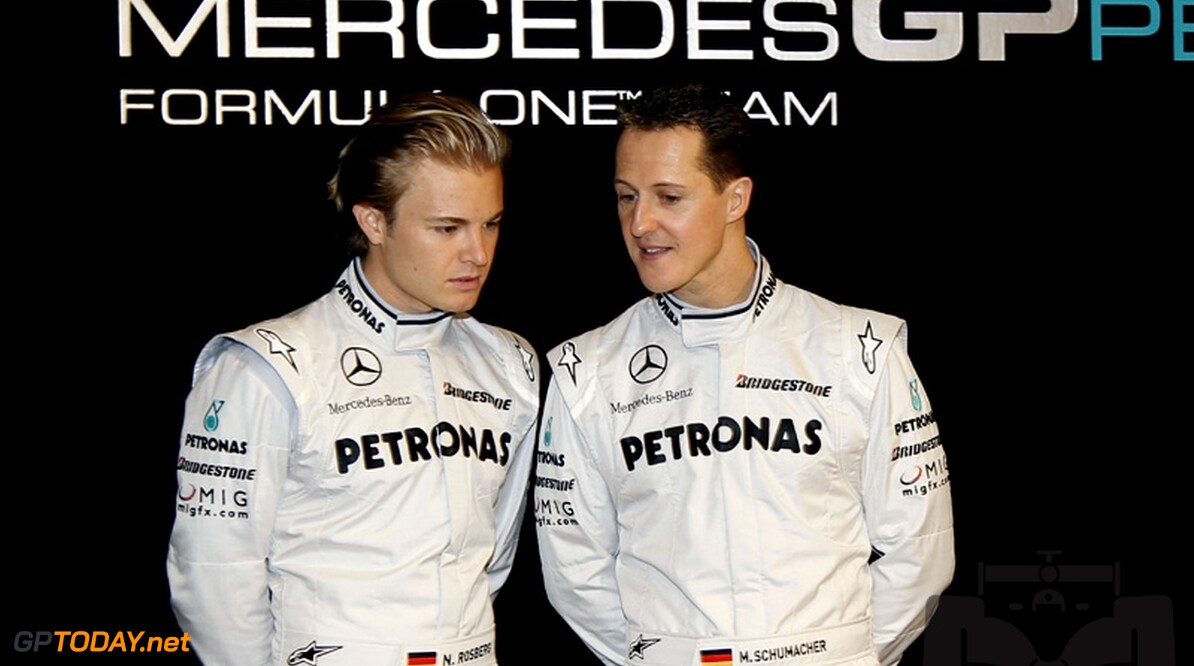 Mercedes GP: "We geven beide rijders gelijke kansen"