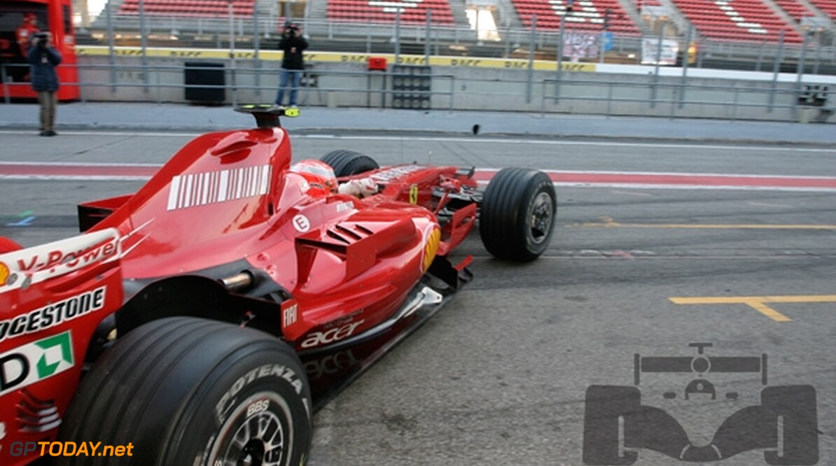 Schumacher wederom snelste op tweede dag