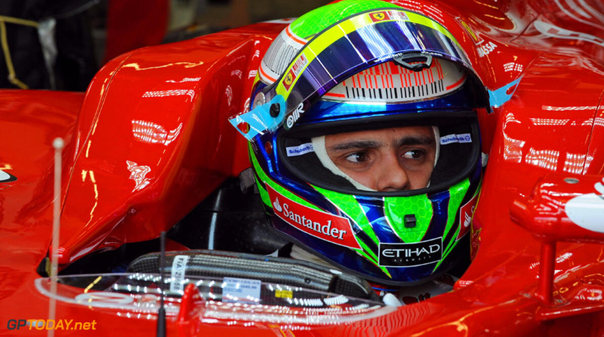 Felipe Massa ruikt een kans op de zege voor Valencia