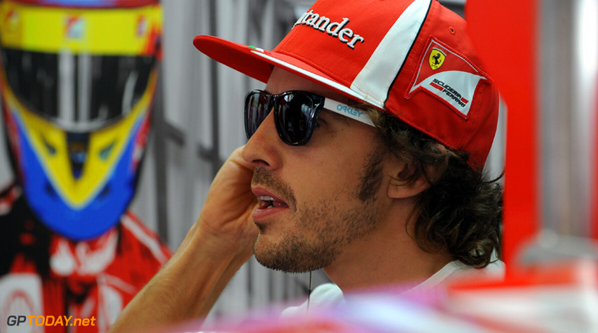 Fernando Alonso: "We blijven hopen op fouten van Vettel"