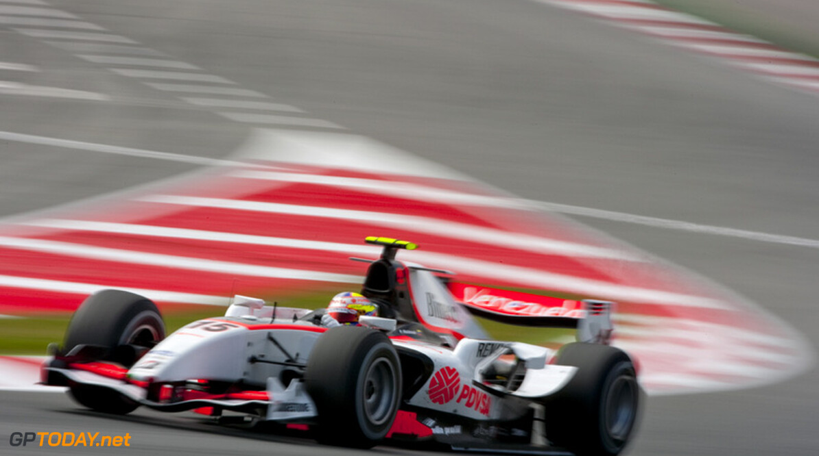 Maldonado in training sneller dan Hispania Racing en Di Grassi
