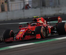 Leclerc over teamgenoot: ''Sainz heeft sterk banden -en racemanagement''