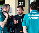 <b> Video: </b> Alonso's eerste Aston Martin-dag in beeld