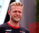 Magnussen wint prijs voor 'inhaalactie van de maand'