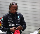 Hamilton twijfelt: "Ligt het aan mij of aan de auto?"