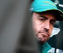 Alonso kraakt FIA: "Luisteren niet naar de coureurs"