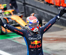 Regenkoning Verstappen glundert: "Het was alsof we vlogen"