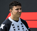 Hadjar ontvangt een gridstraf na clash met Sainz