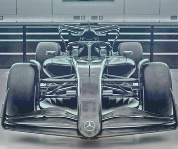 Mercedes tease 2022