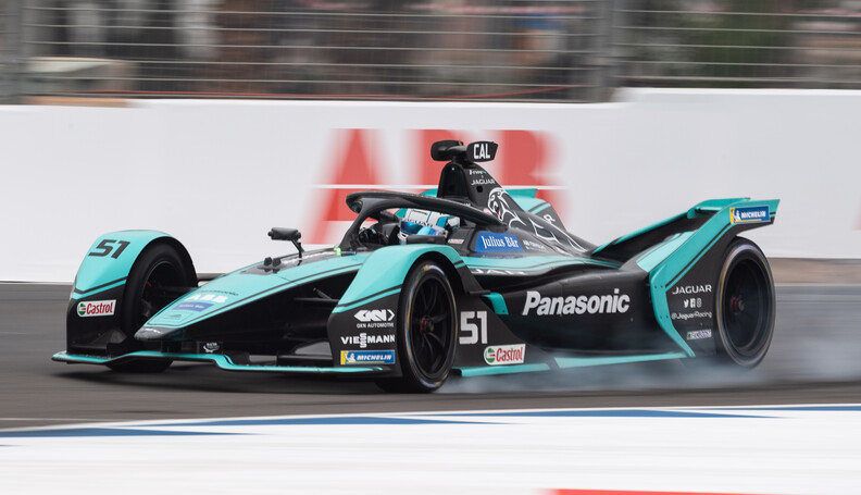 James Calado (GBR), Panasonic Jaguar Racing, Ja...