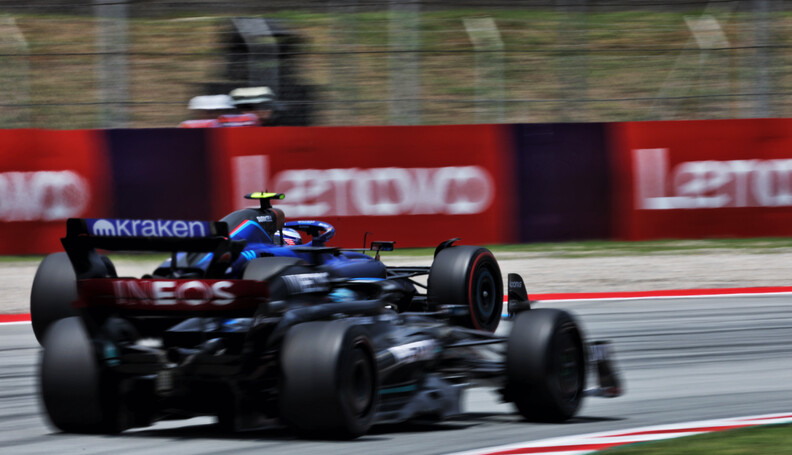 Formula One World Championship
Logan Sargeant (...