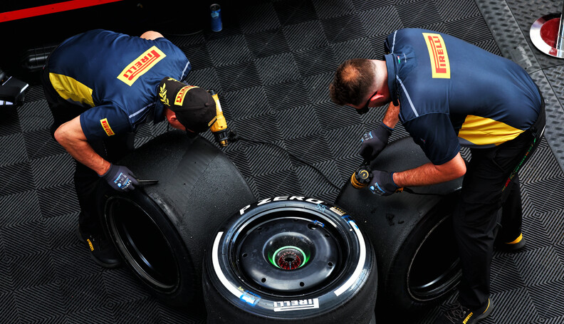 Formula One World Championship
Pirelli tyre tec...