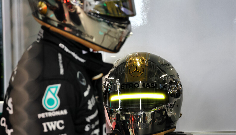 Formula One World Championship
Lewis Hamilton (...