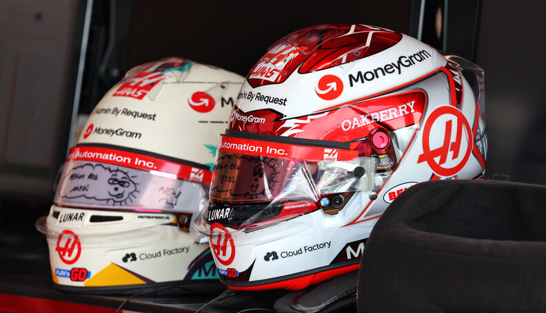 Formula One World Championship
Helmets for Kevi...