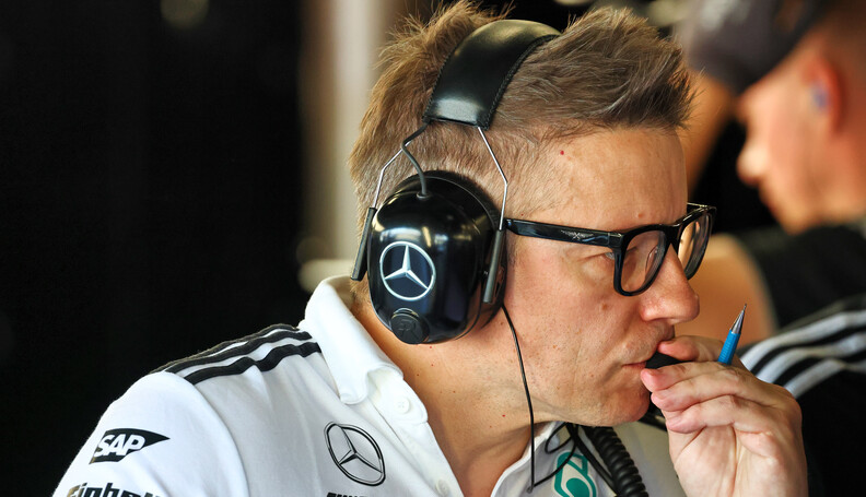 Formula One World Championship
Peter Bonnington...