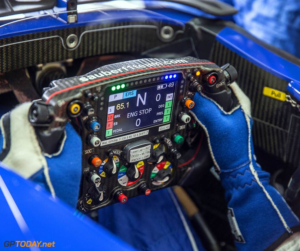 The evolution of the F1 steering wheel | GPToday.net