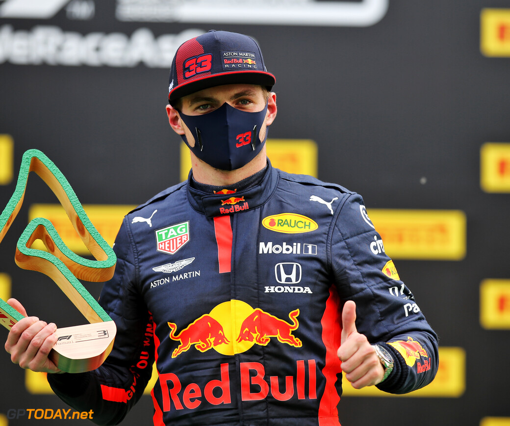 Max Verstappen 40 podiumplaatsen: "Trofeeën best saai" |