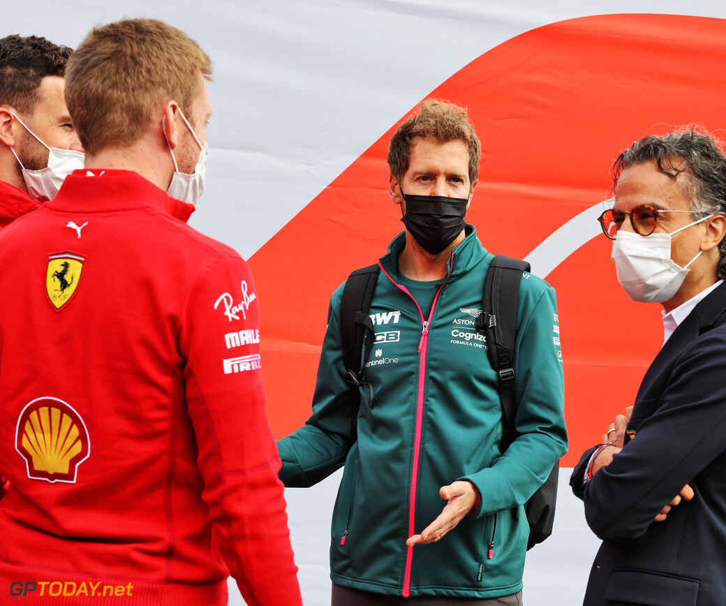 Vettel ziet volle kalender liever leeg lopen: "Je loopt risico race niet meer speciaal is" | GPToday.net