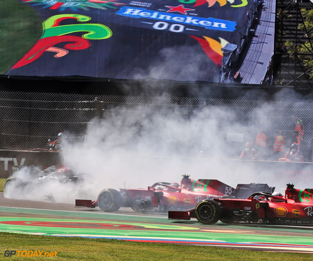 Hard crash of Charles Leclerc at new Jeddah circuit